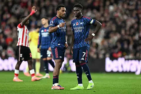 دقيقة بدقيقة.. سندرلاند 0-0 أرسنال..فرصة ضائعة